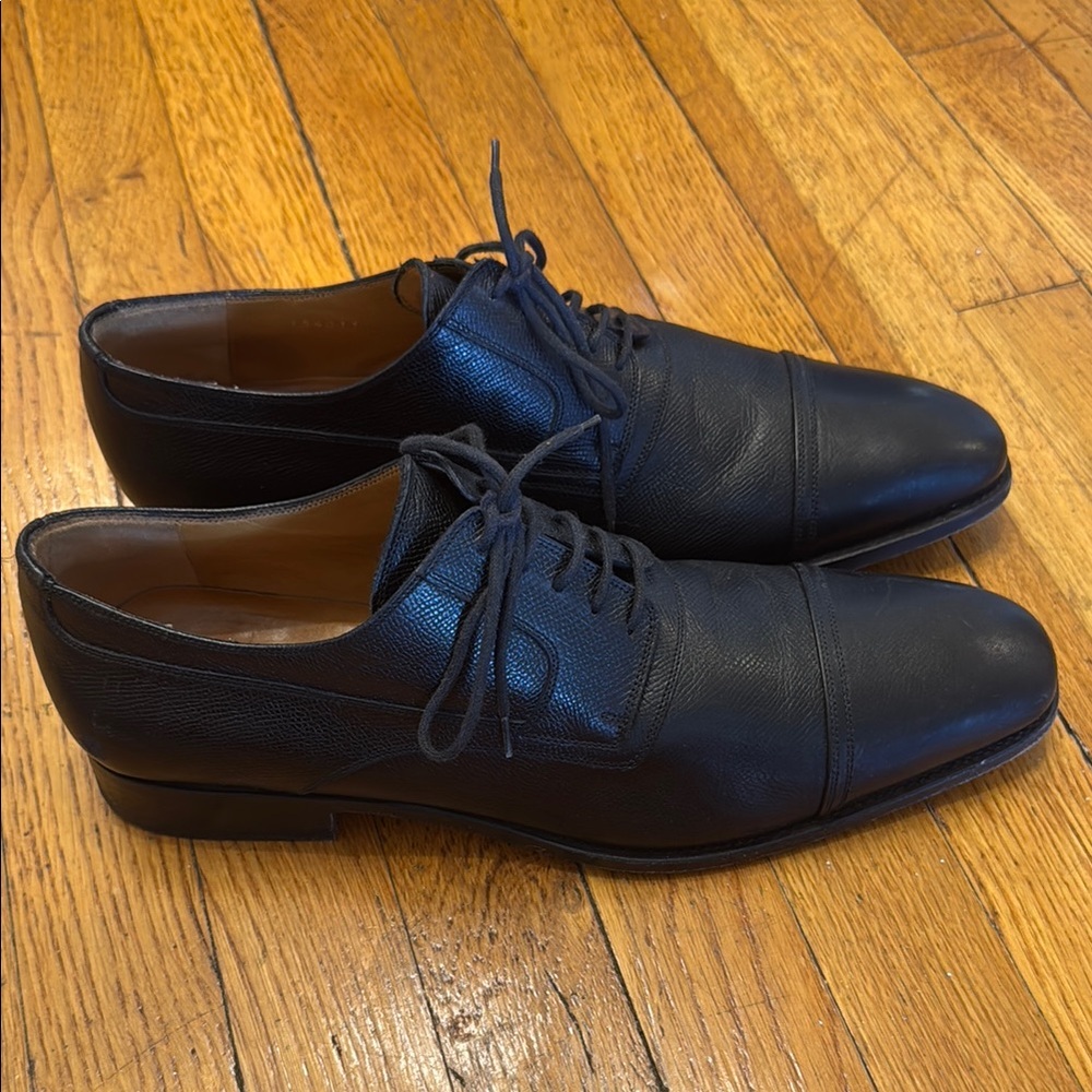 Gucci 154011 Mens Black Pebble Grain Leather Cap Toe Shoes Size 9.5 D